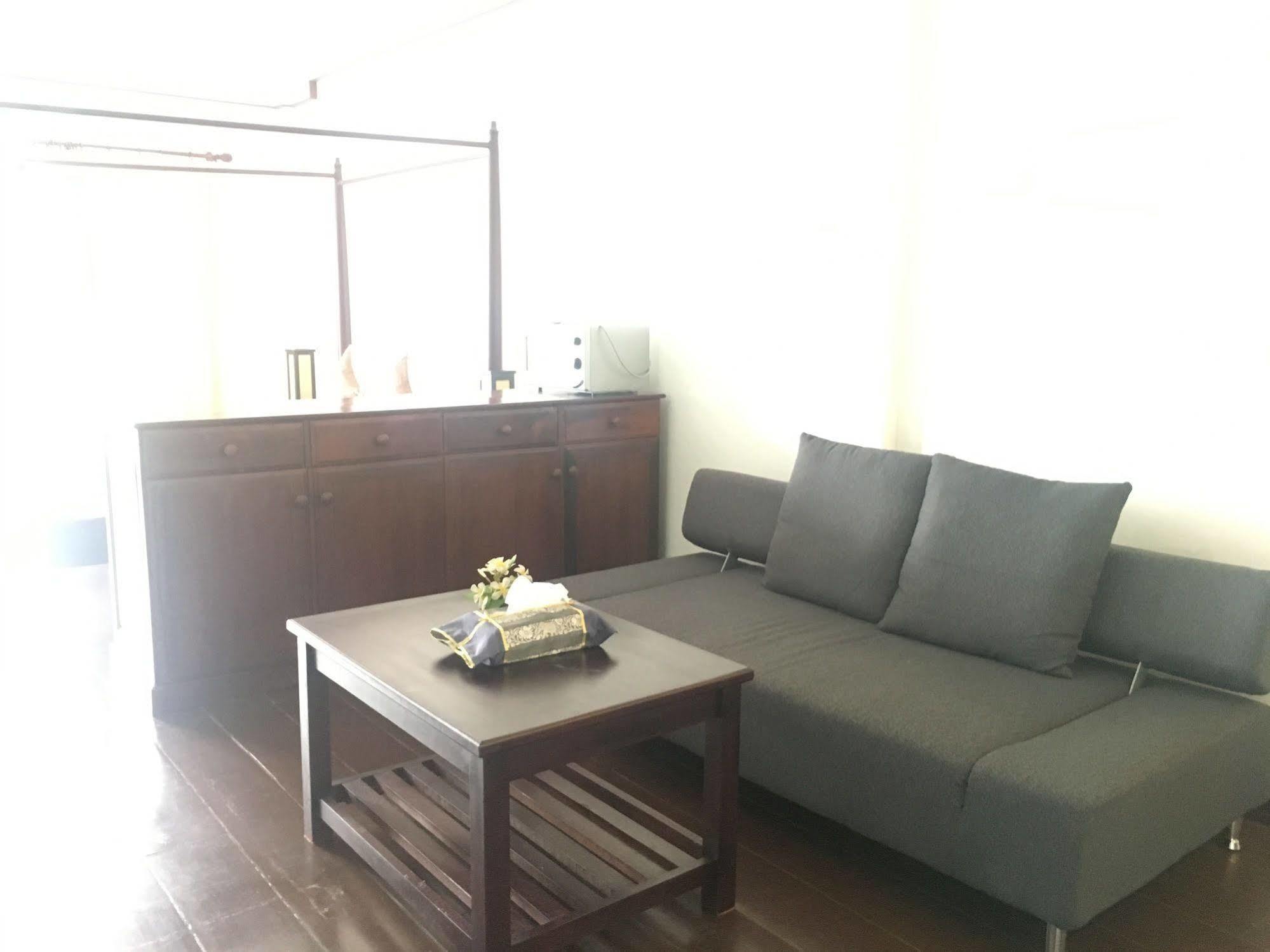 Av Hotel В'єнтьян Екстер'єр фото