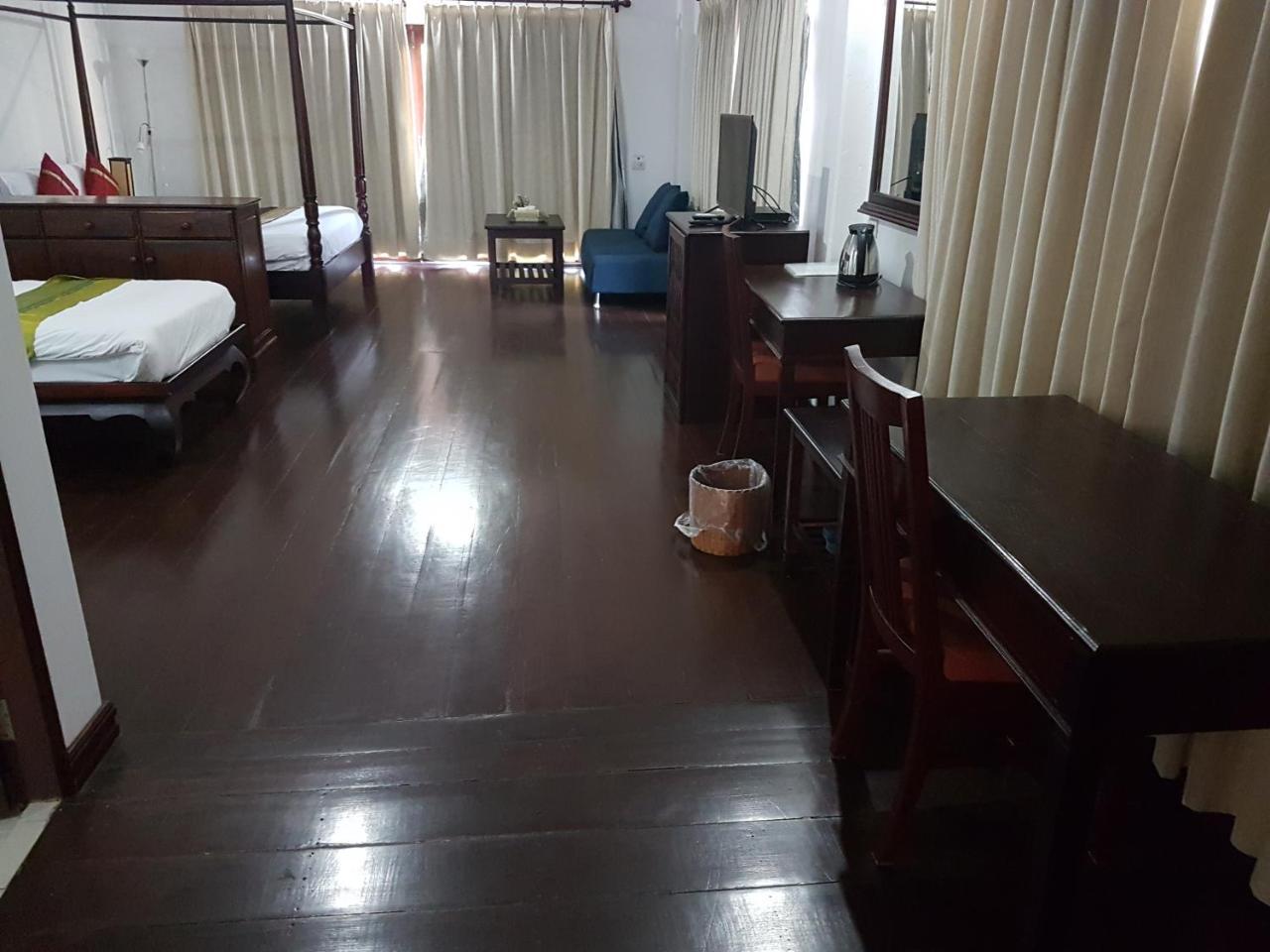 Av Hotel В'єнтьян Екстер'єр фото